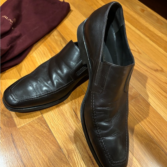 Men’s dress shoes